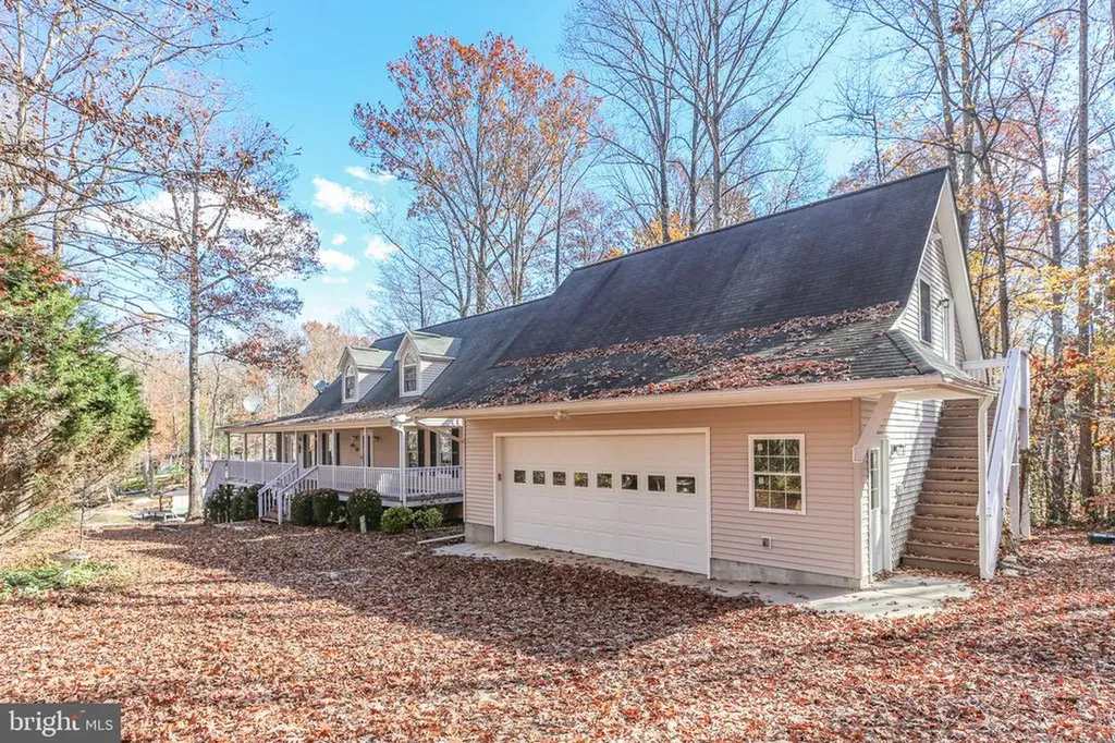 4049 Moody Town Road Bumpass VA 23024