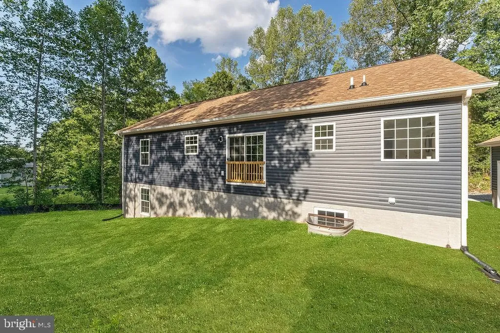 95 Woodland Shores Drive Louisa VA 23093