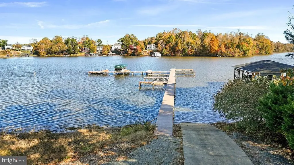 95 Woodland Shores Drive Louisa VA 23093