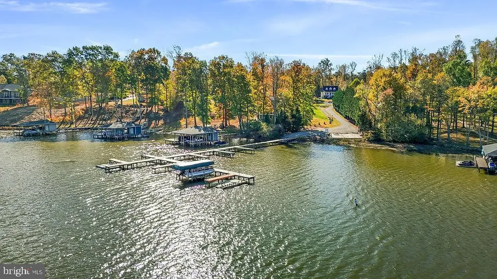 95 Woodland Shores Drive Louisa VA 23093