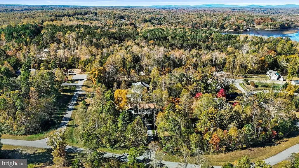 95 Woodland Shores Drive Louisa VA 23093