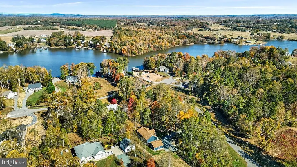 95 Woodland Shores Drive Louisa VA 23093