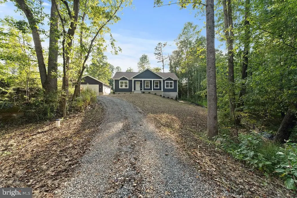 95 Woodland Shores Drive Louisa VA 23093