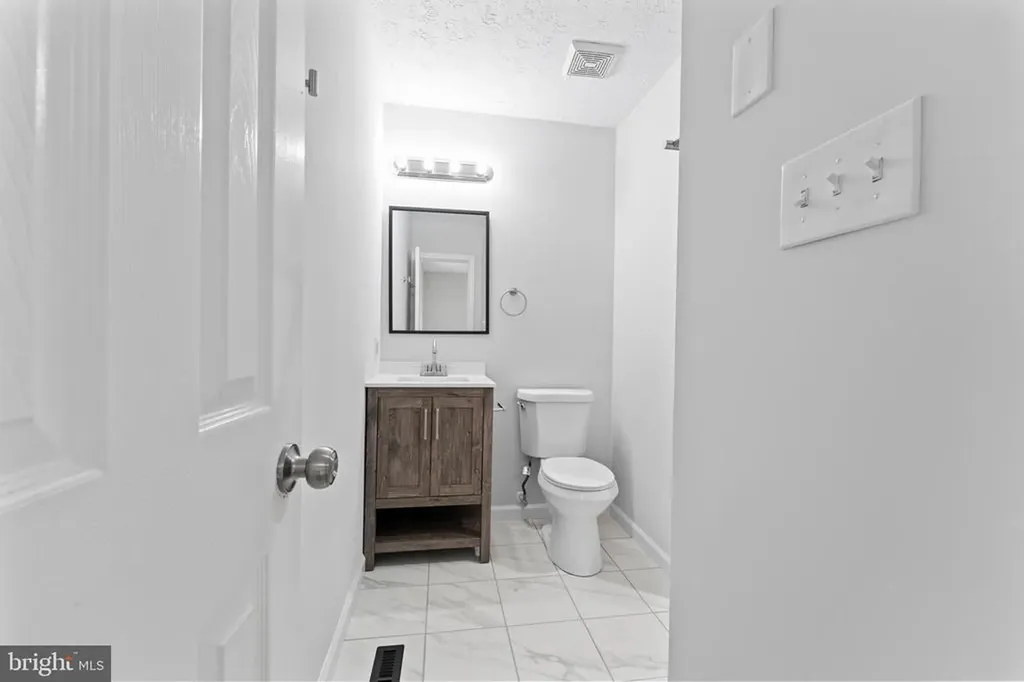 1543 Vawter Corner Road Louisa VA 23093