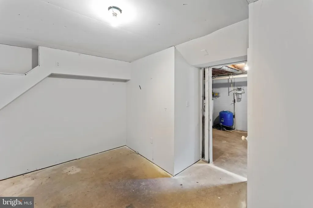 1543 Vawter Corner Road Louisa VA 23093