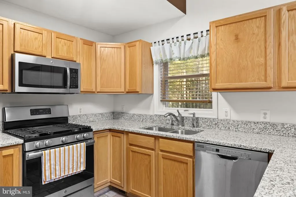 51 Cooke Lane Bumpass VA 23024