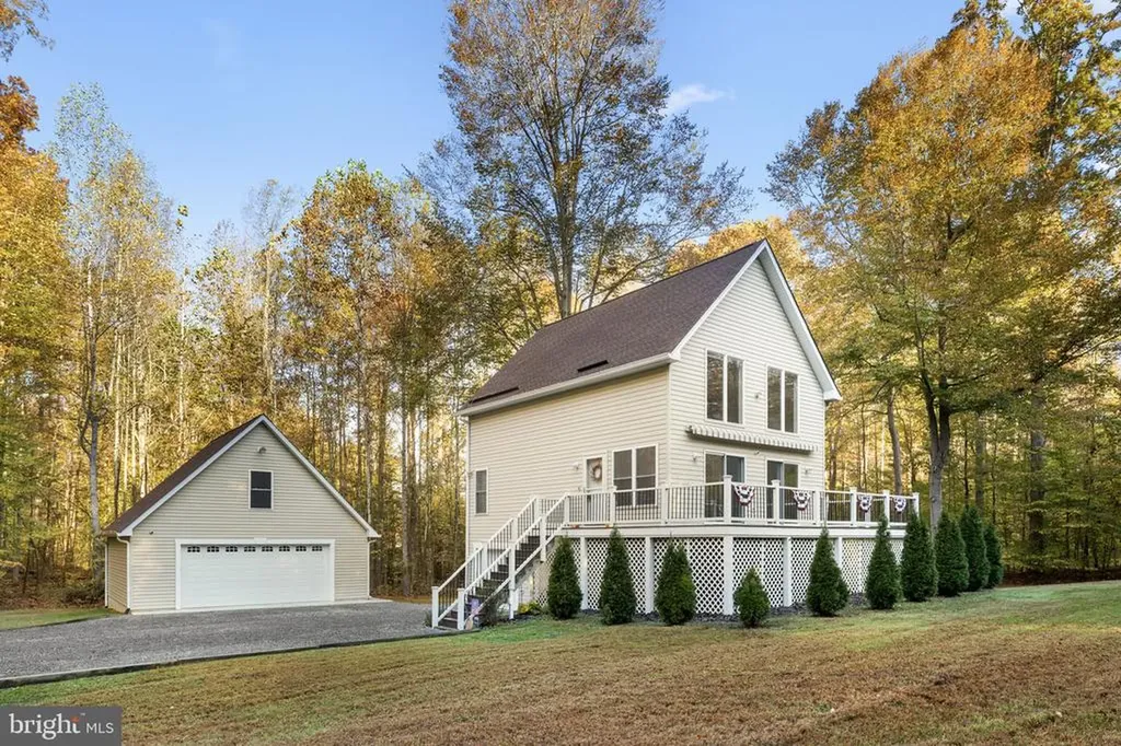 51 Cooke Lane Bumpass VA 23024