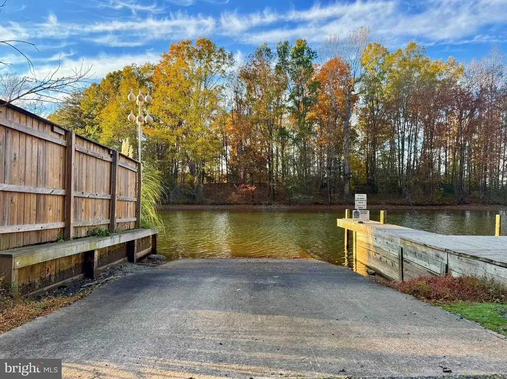 51 Cooke Lane Bumpass VA 23024