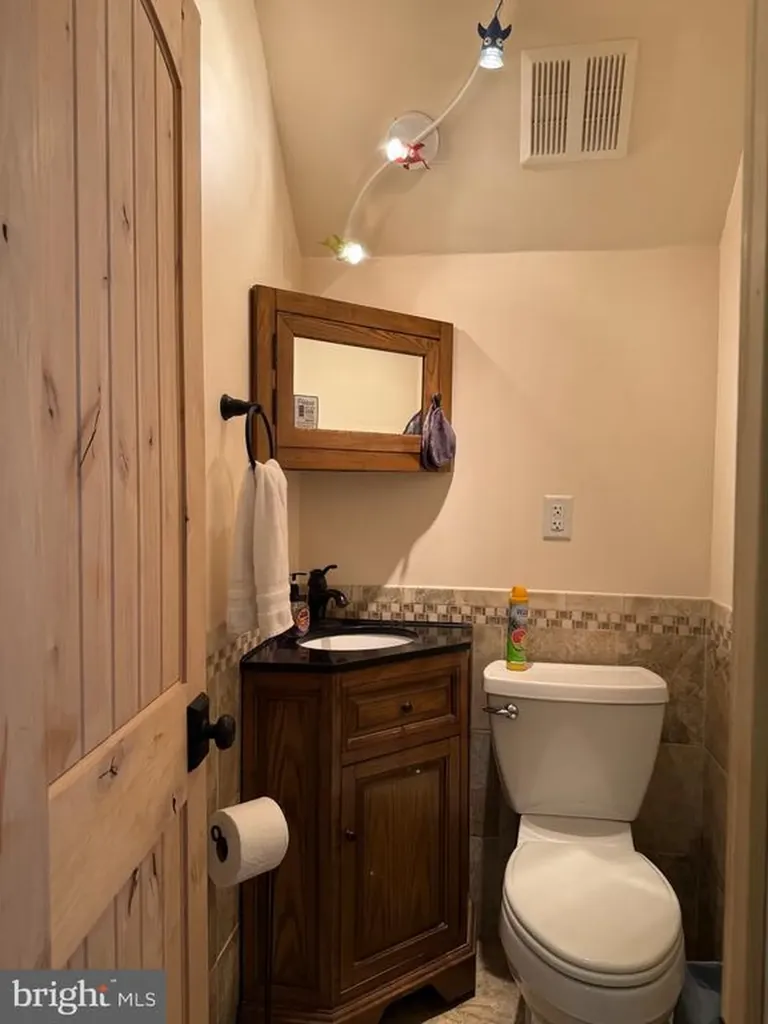 198 Miltons Lane Louisa VA 23093