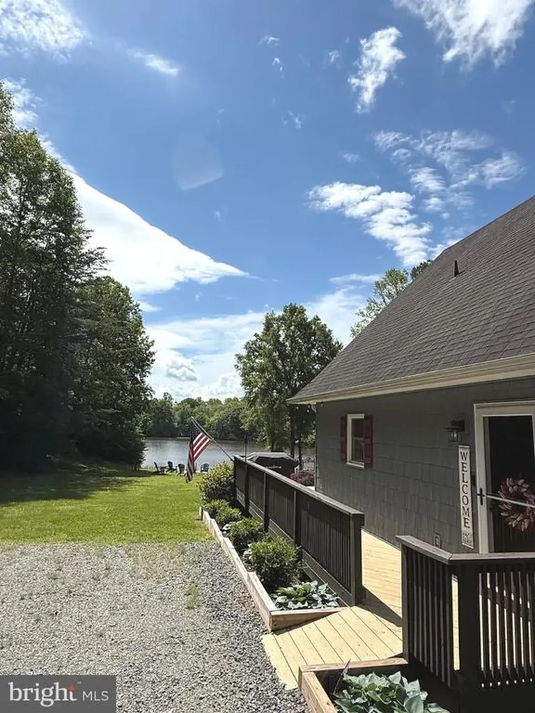 198 Miltons Lane Louisa VA 23093