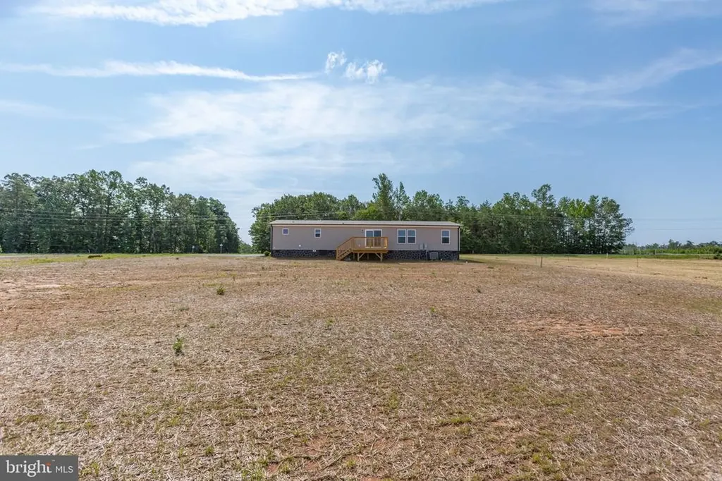 7175 Shannon Hill Road Louisa VA 23093