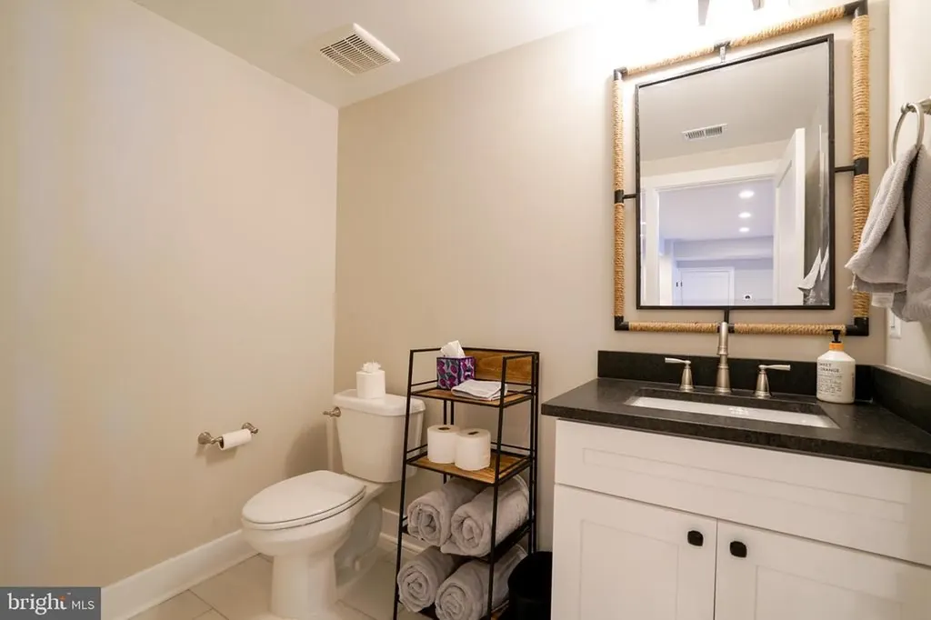 290 Carrs Bridge Road, Lake Anna Bumpass VA 23024