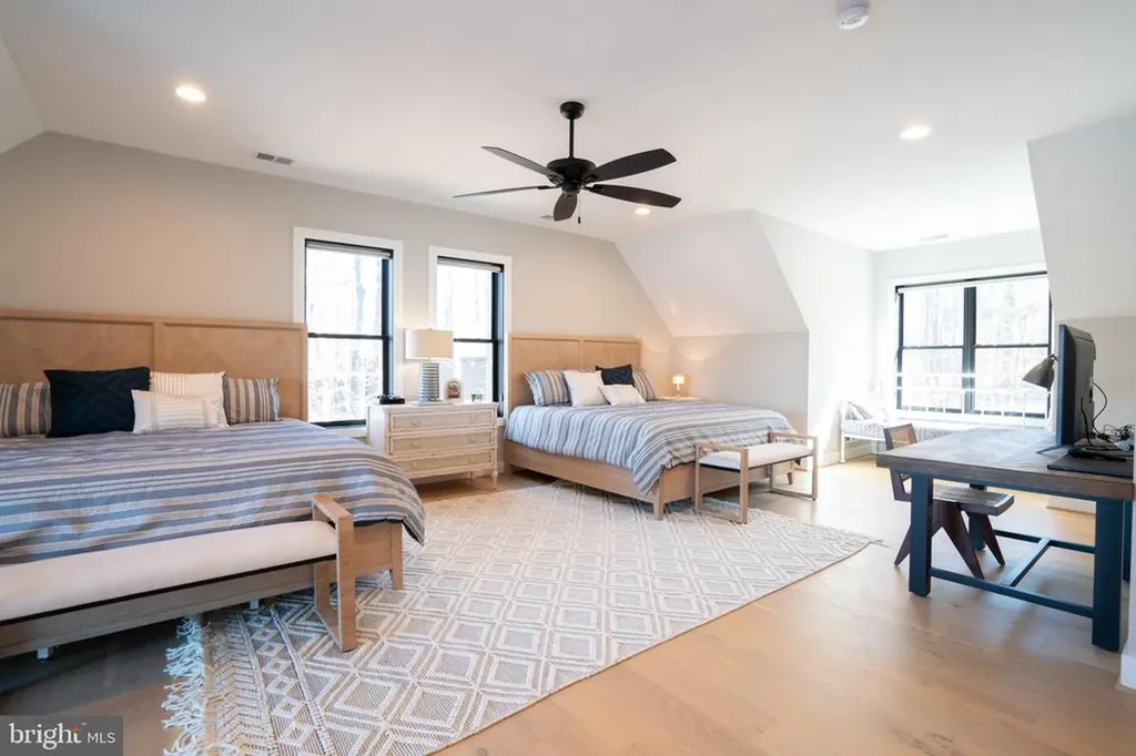 290 Carrs Bridge Road, Lake Anna Bumpass VA 23024