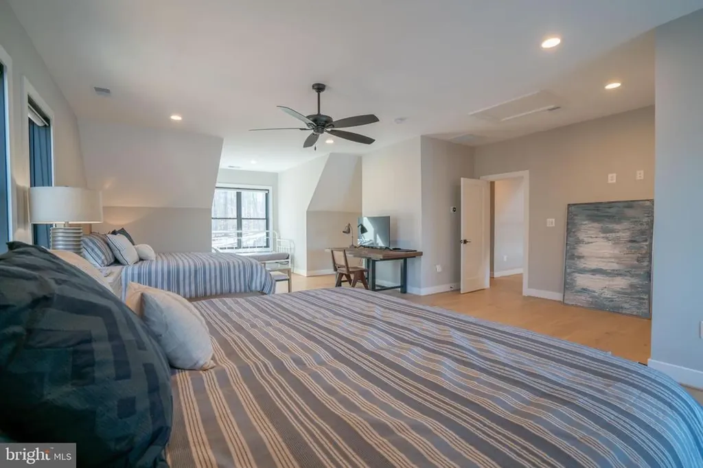 290 Carrs Bridge Road, Lake Anna Bumpass VA 23024