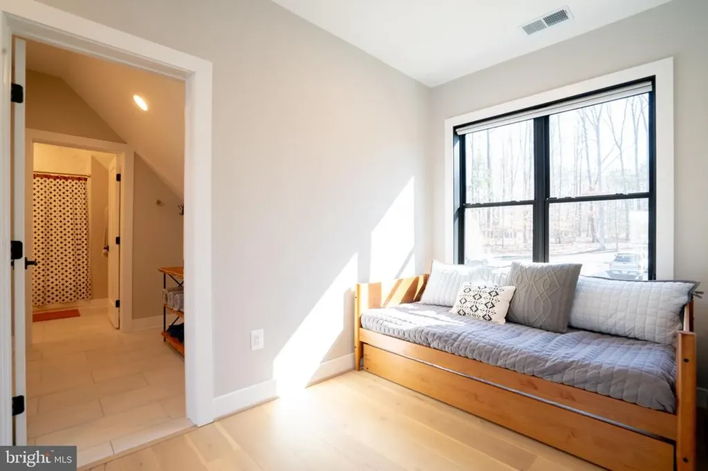 290 Carrs Bridge Road, Lake Anna Bumpass VA 23024