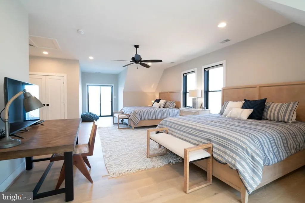 290 Carrs Bridge Road, Lake Anna Bumpass VA 23024