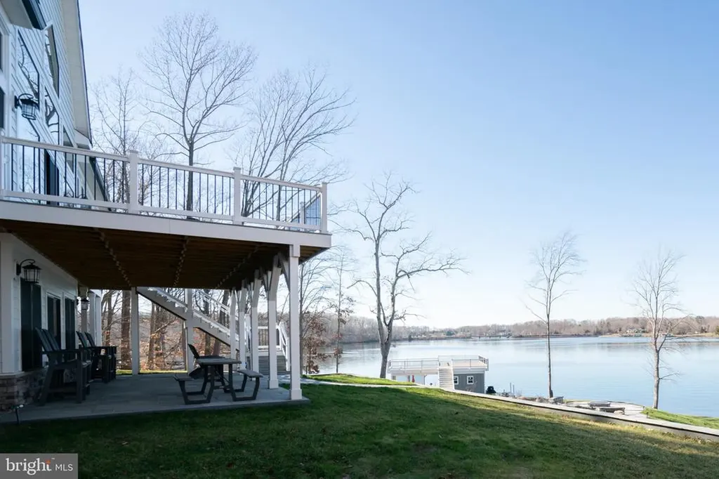 290 Carrs Bridge Road, Lake Anna Bumpass VA 23024