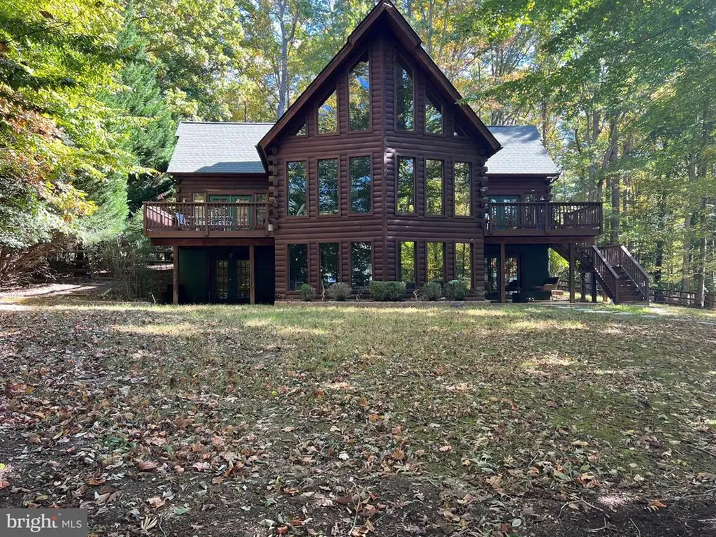 203 Tyler Point Lane Bumpass VA 23024