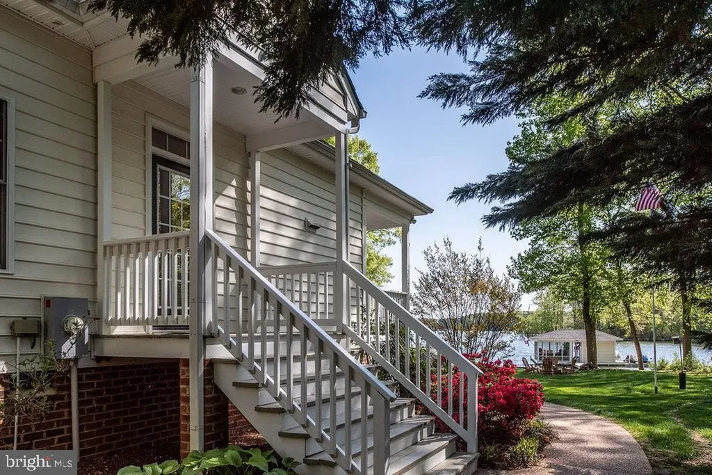 326 Anna Highview Bumpass VA 23024