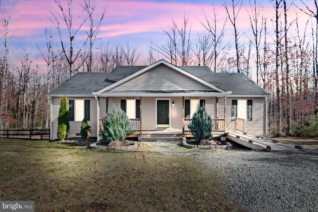 357 Winding Ridge Way Bumpass VA 23024