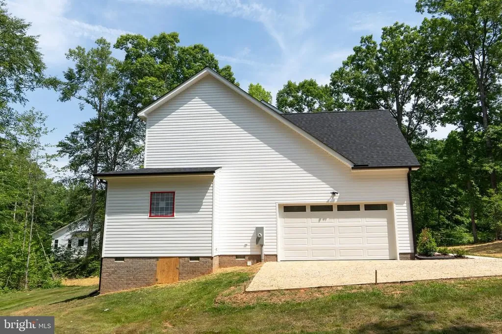 29 Dove Court Bumpass VA 23024