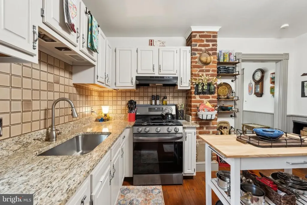 216 Main Street W Orange VA 22960