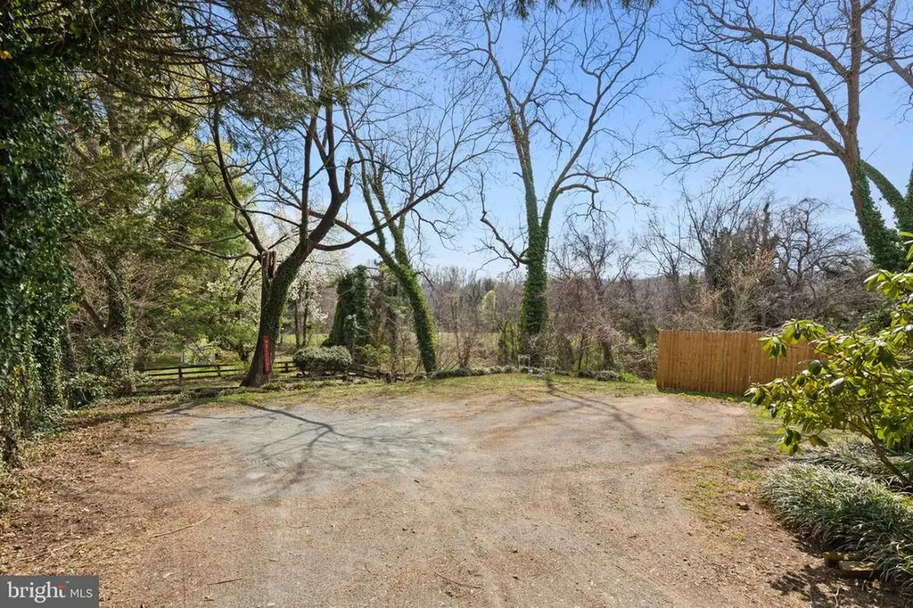 216 Main Street W Orange VA 22960