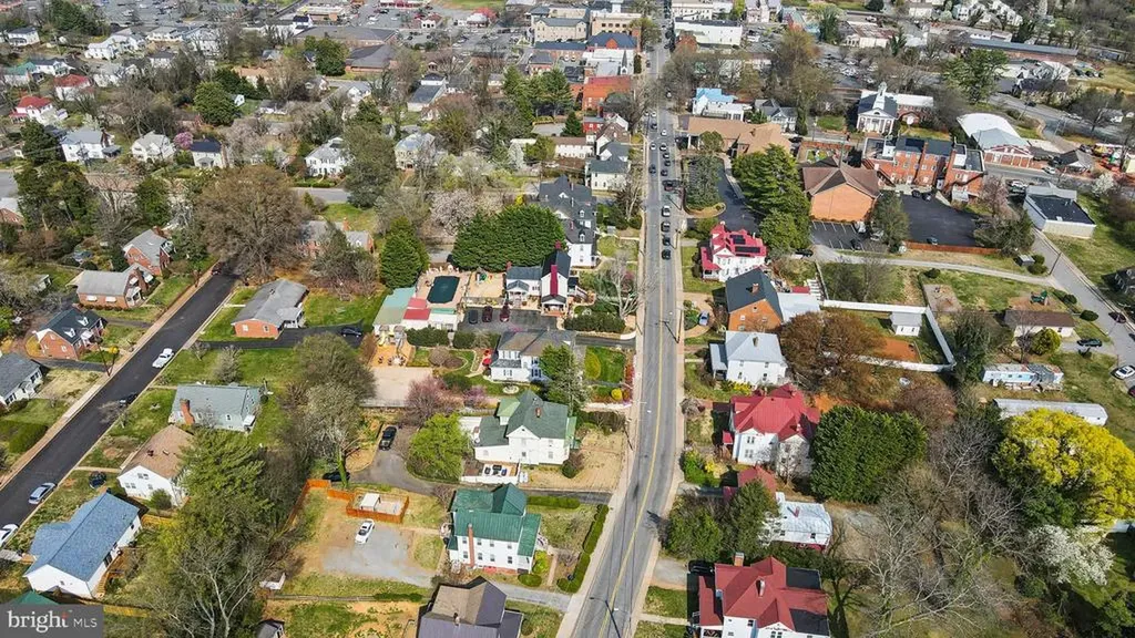 216 Main Street W Orange VA 22960