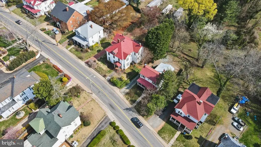 216 Main Street W Orange VA 22960