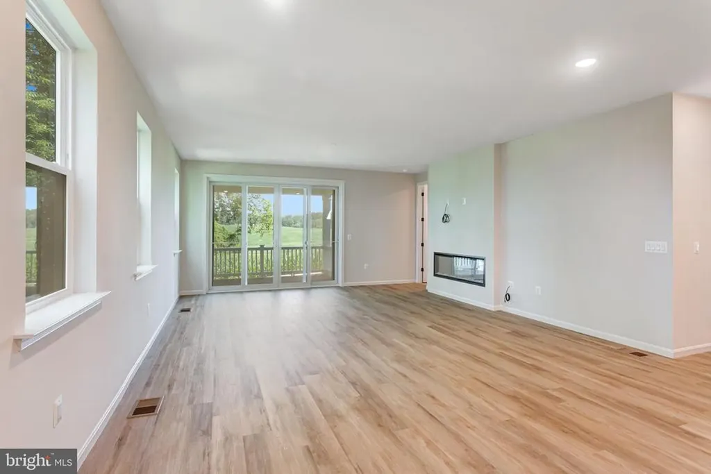 635 Clover Lane Orange VA 22960