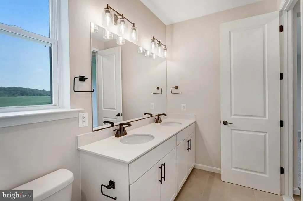 635 Clover Lane Orange VA 22960