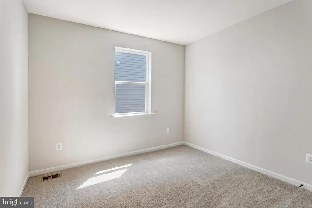 635 Clover Lane Orange VA 22960