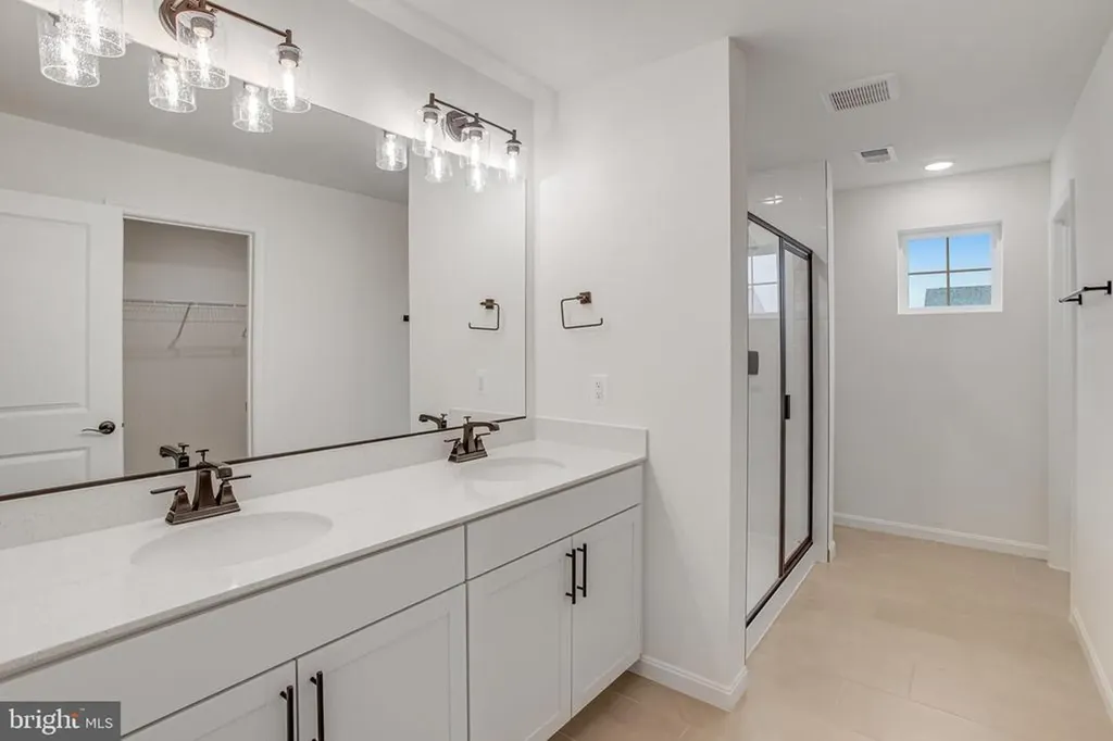 626 Clover Lane Orange VA 22960