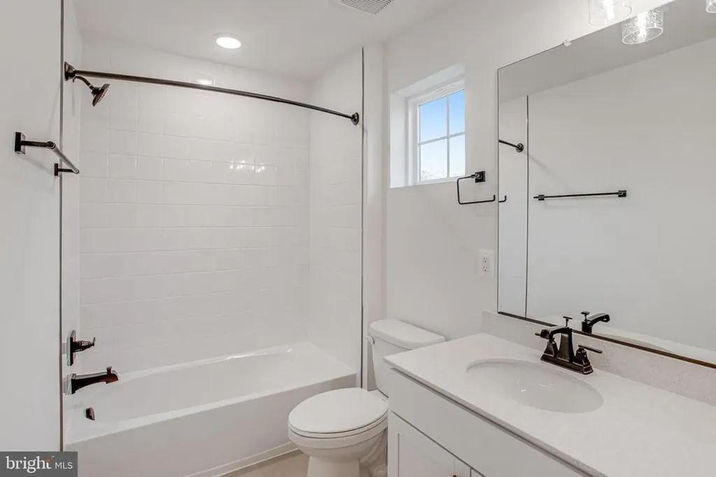 626 Clover Lane Orange VA 22960