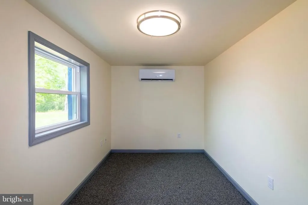 20738 Monrovia Road Orange VA 22960