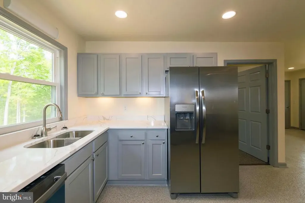 20738 Monrovia Road Orange VA 22960