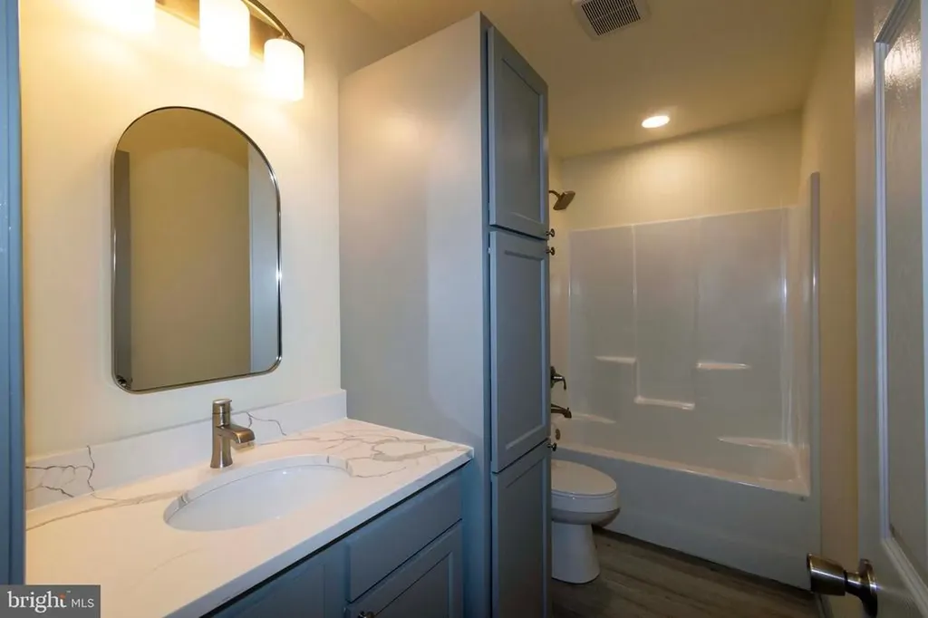 20738 Monrovia Road Orange VA 22960