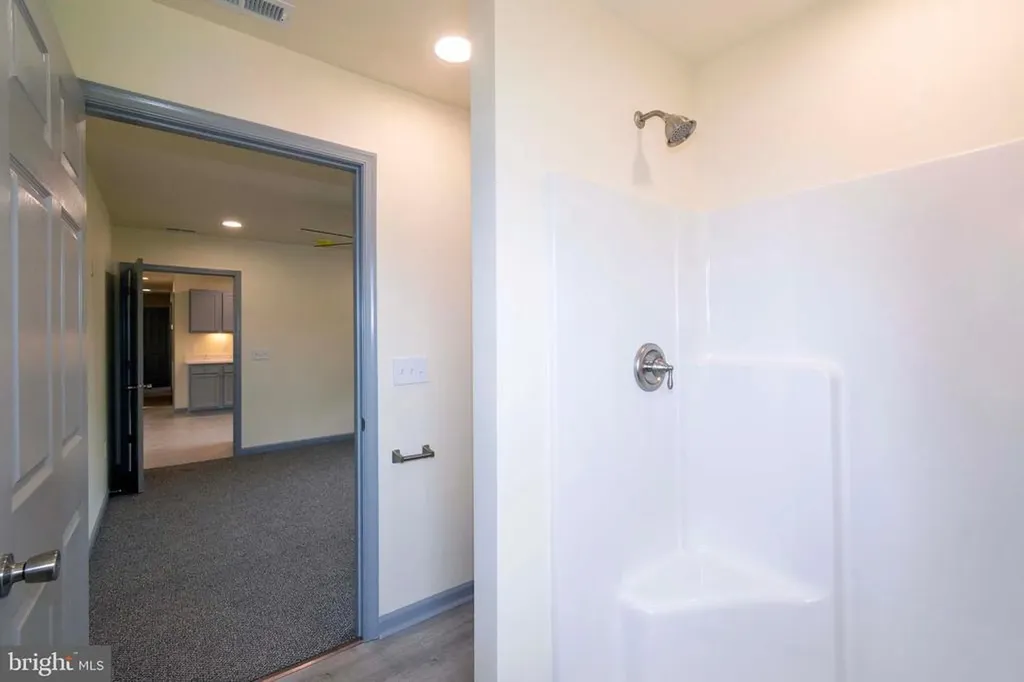 20738 Monrovia Road Orange VA 22960