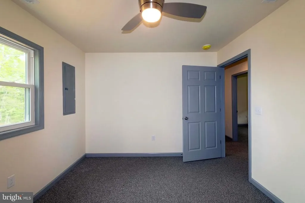 20738 Monrovia Road Orange VA 22960