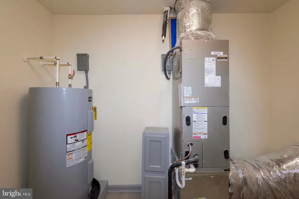 20738 Monrovia Road Orange VA 22960