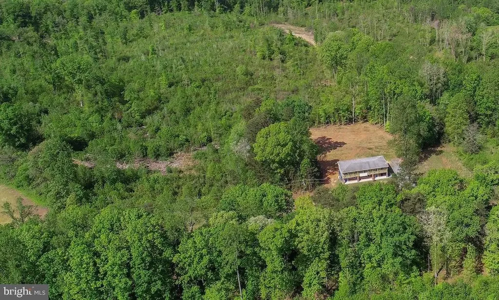 20738 Monrovia Road Orange VA 22960