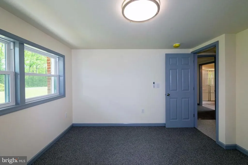 20738 Monrovia Road Orange VA 22960