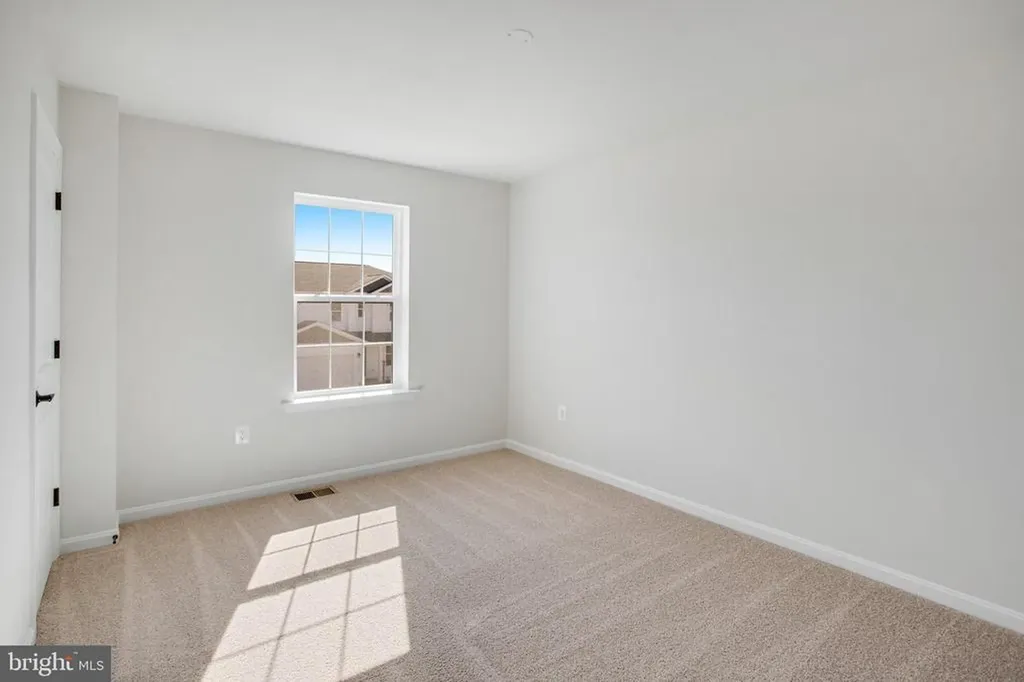 611 Clover Lane Orange VA 22960