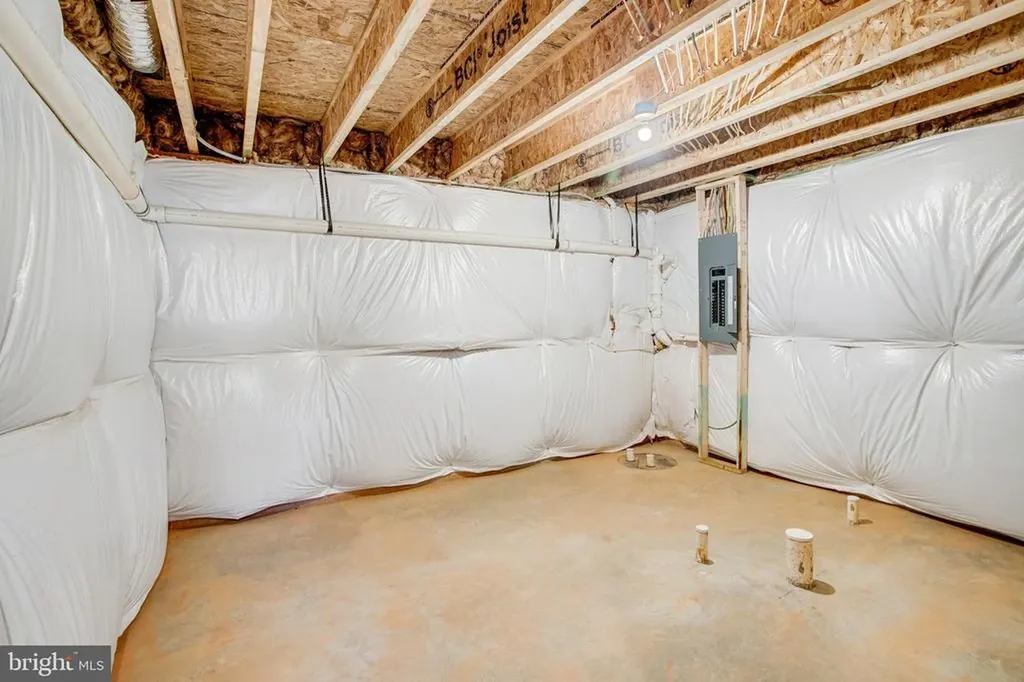 611 Clover Lane Orange VA 22960