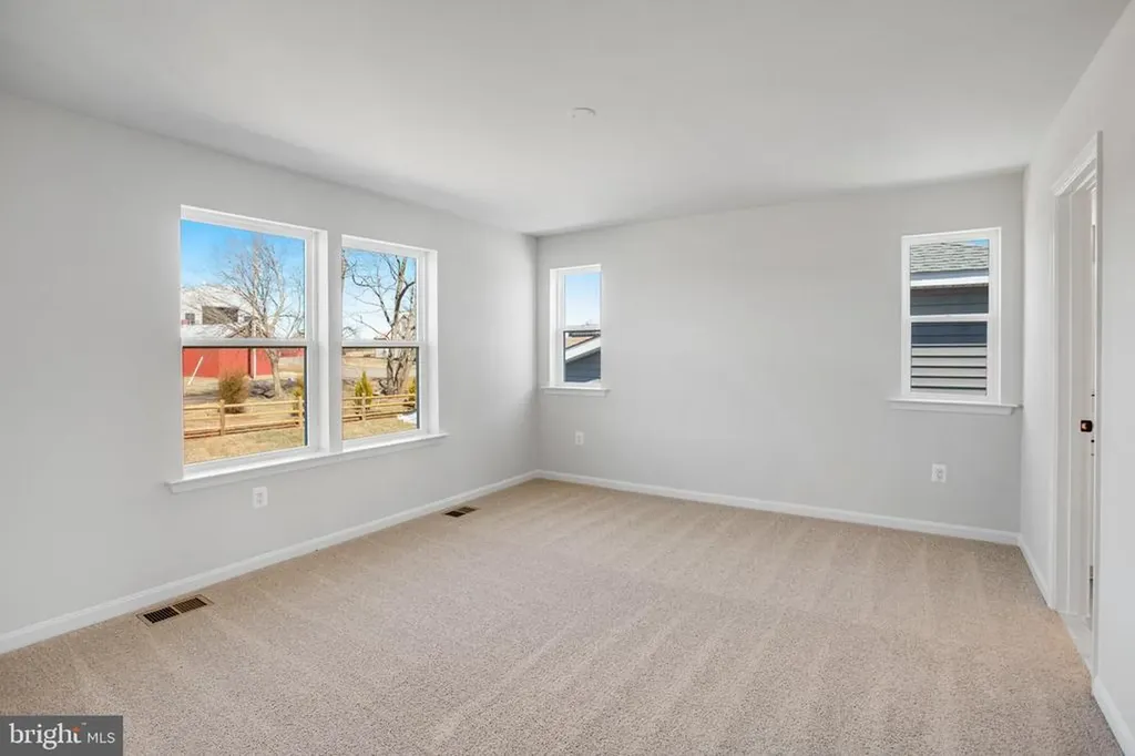 611 Clover Lane Orange VA 22960