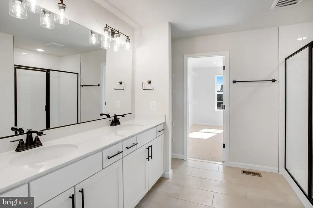 611 Clover Lane Orange VA 22960