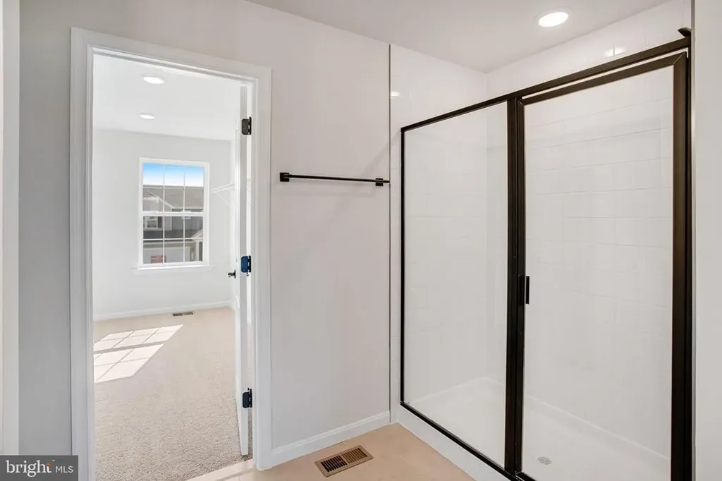 611 Clover Lane Orange VA 22960