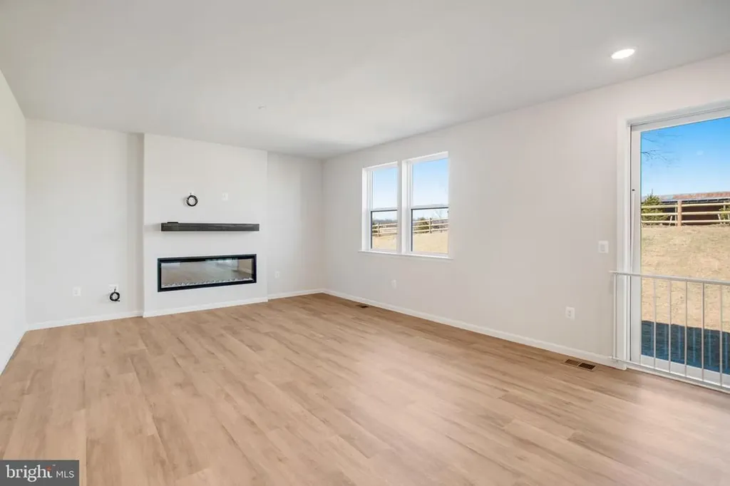 611 Clover Lane Orange VA 22960