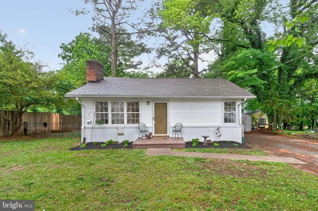 415 Main Street S Gordonsville VA 22942