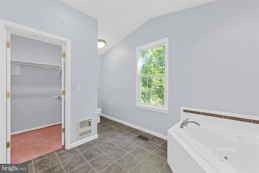 3628 Spotswood Trail S Barboursville VA 22923